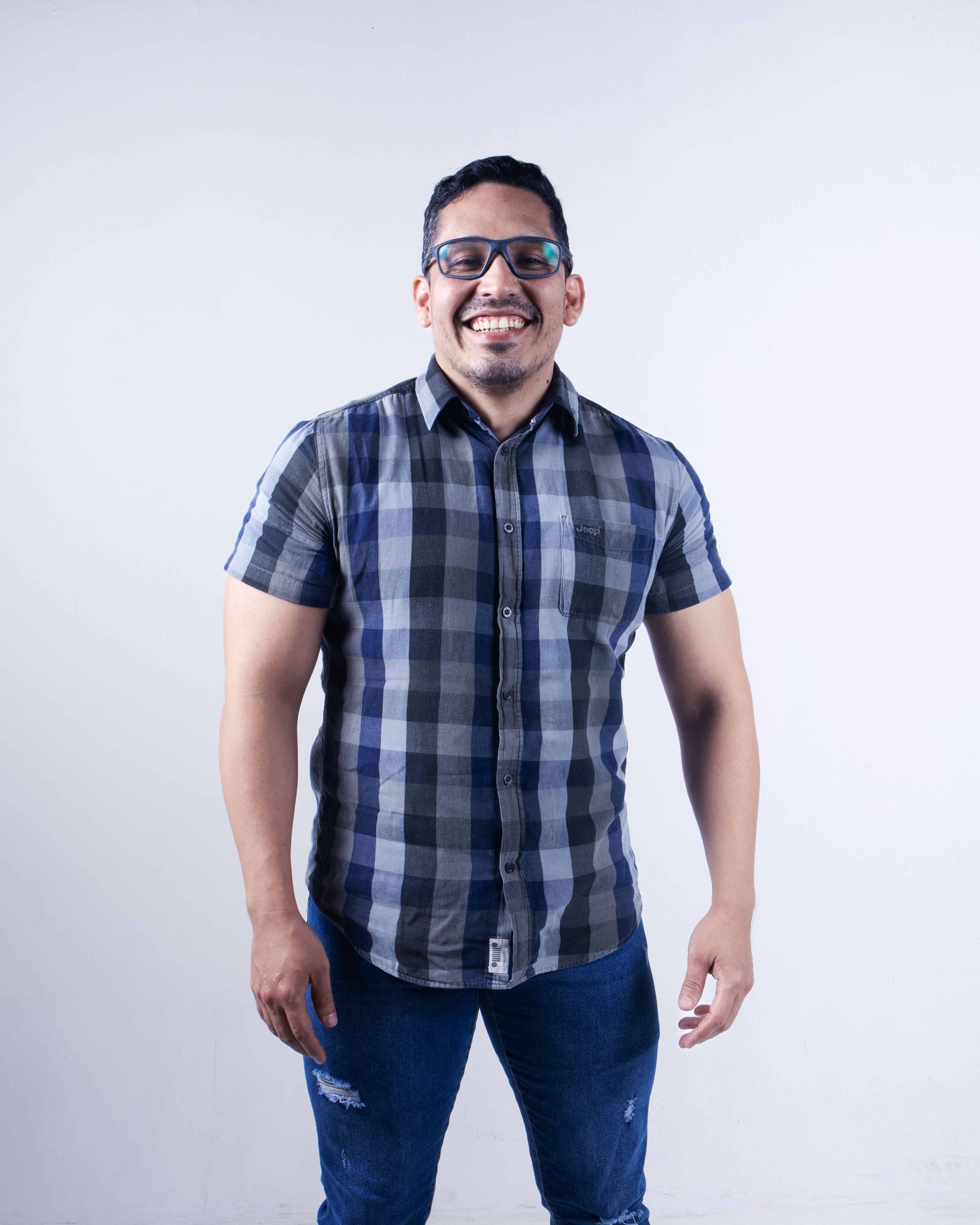files/pexels-moises-sanchez-1849845482-28494847_1.jpg